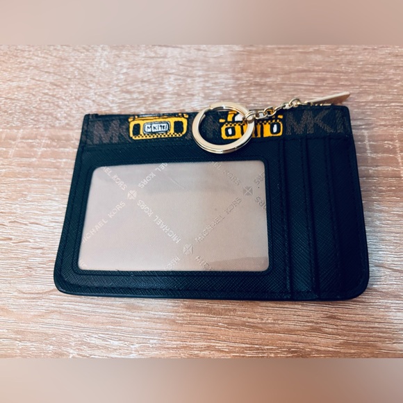 Michael Kors LIMITED EDITION TAXI CARDHOLDER - Picture 2 of 4